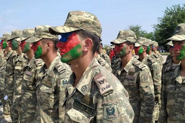“Komando başlanğıc kursu”nun buraxılış mərasimi keçirilib 